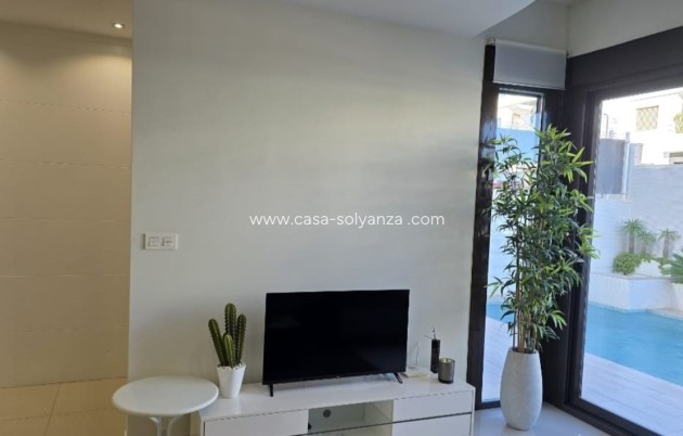 Resale - Villa - Villamartin - Costa Blanca