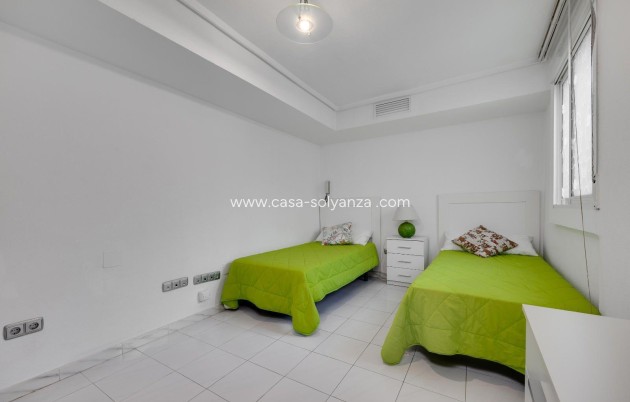 Herverkoop - Appartement / flat - Torrevieja - Center