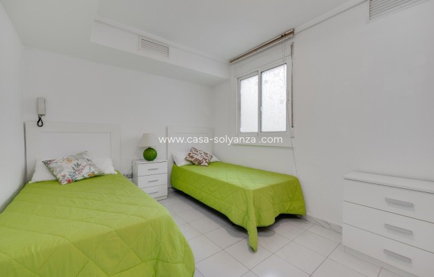 Herverkoop - Appartement / flat - Torrevieja - Center