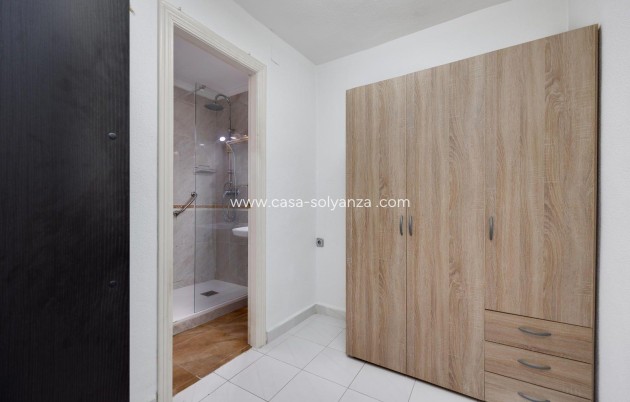 Herverkoop - Appartement / flat - Torrevieja - Center