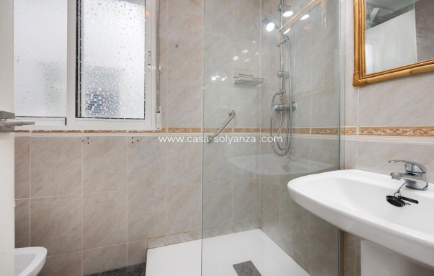 Herverkoop - Appartement / flat - Torrevieja - Center