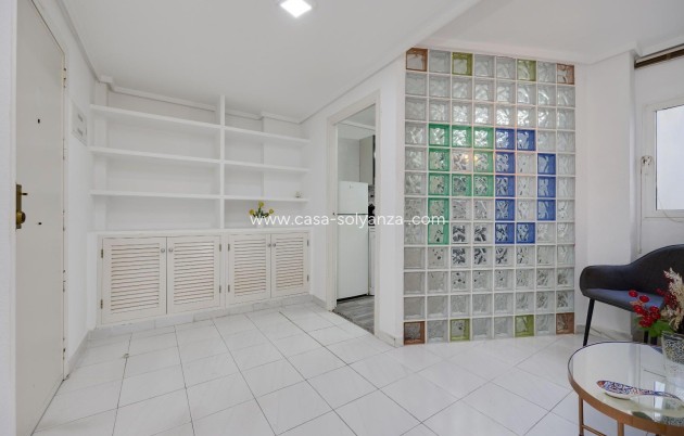 Herverkoop - Appartement / flat - Torrevieja - Center