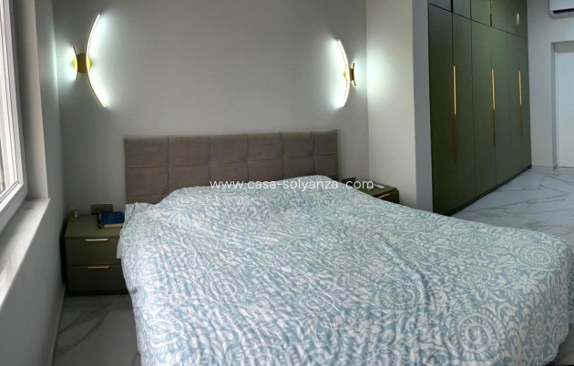 Herverkoop - Villa - Orihuela Costa - Playa Flamenca