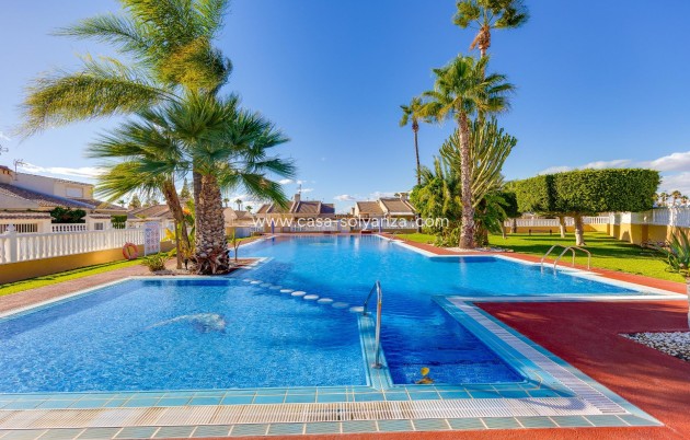 Resale - Townhouse - Torrevieja - Aguas nuevas