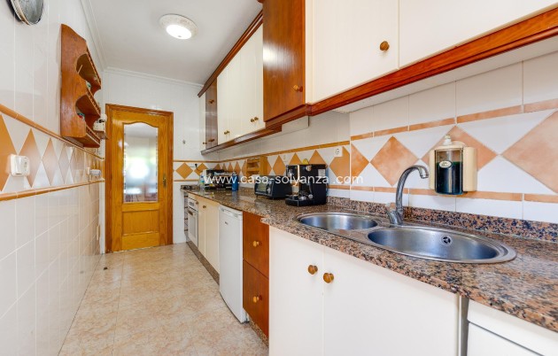 Resale - Townhouse - Torrevieja - Aguas nuevas