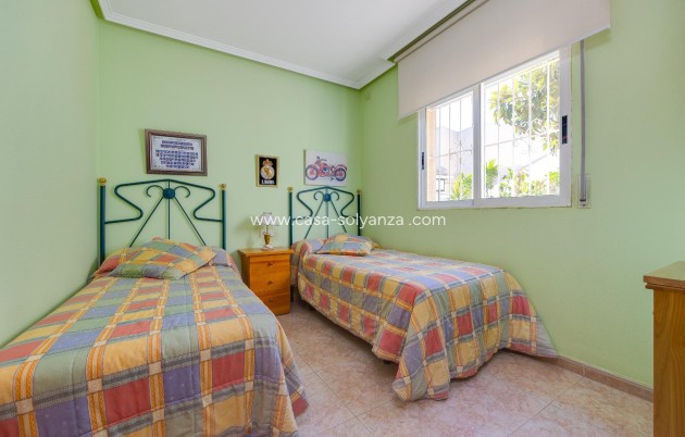 Resale - Townhouse - Torrevieja - Aguas nuevas