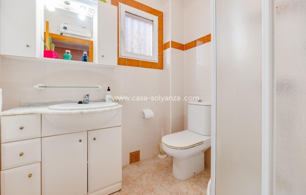 Resale - Townhouse - Torrevieja - Aguas nuevas