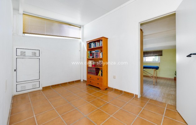 Resale - Townhouse - Torrevieja - Aguas nuevas
