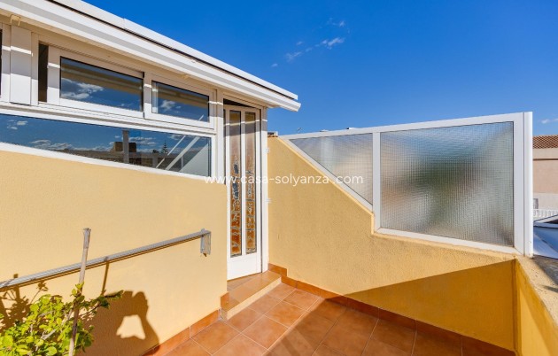 Resale - Townhouse - Torrevieja - Aguas nuevas