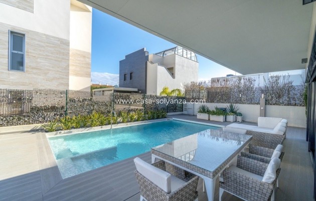 Herverkoop - Villa - Orihuela Costa - Agua Marina