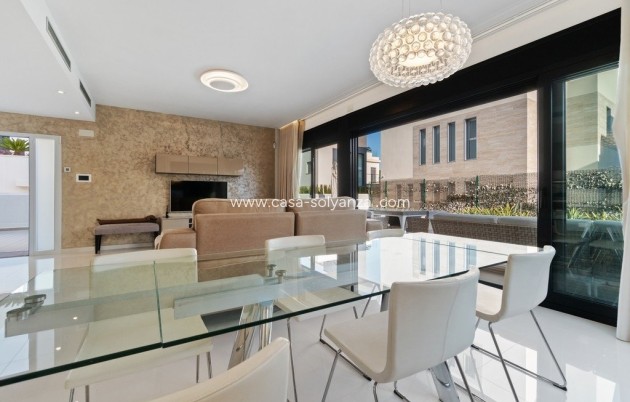 Herverkoop - Villa - Orihuela Costa - Agua Marina