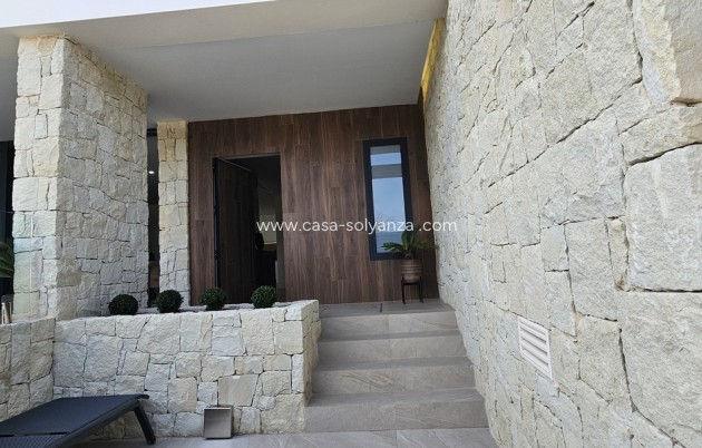 Revente - Villa - Dolores - Sector 4