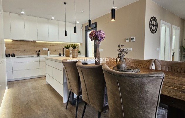 Revente - Villa - Dolores - Sector 4