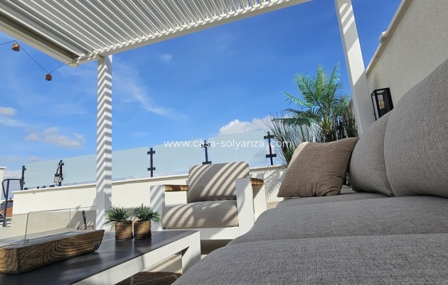 Revente - Villa - Dolores - Sector 4