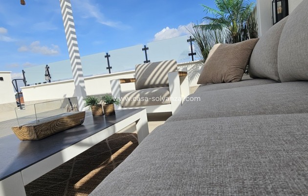 Revente - Villa - Dolores - Sector 4