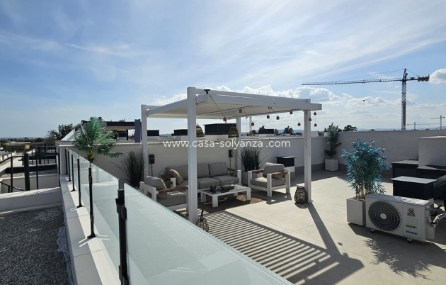 Revente - Villa - Dolores - Sector 4