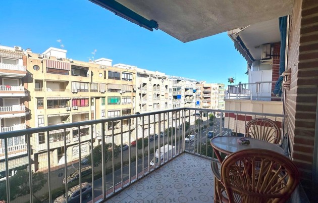 Revente - Appartement - Torrevieja - Acequion