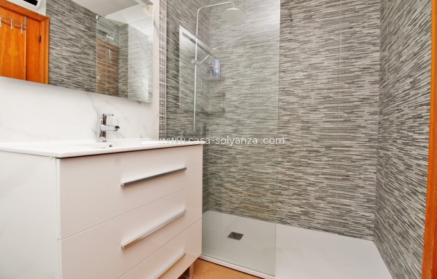 Wiederverkauf - Wohnung - Villamartin - Villamartín