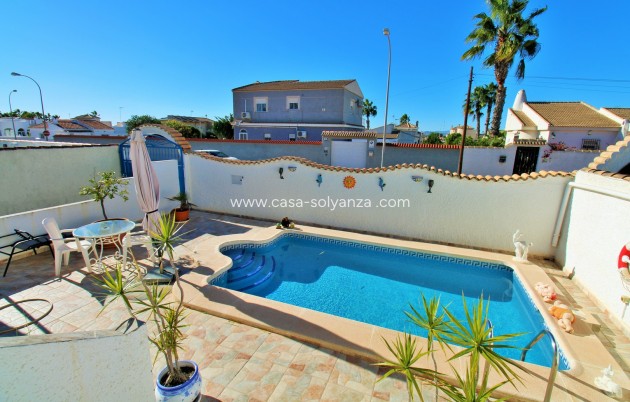 Revente - Villa - Torrevieja - El chaparral