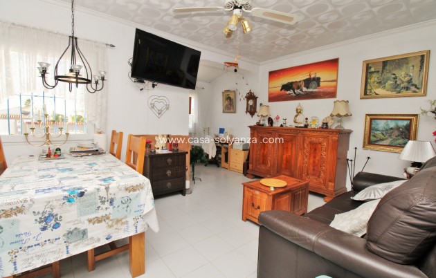 Revente - Villa - Torrevieja - El chaparral