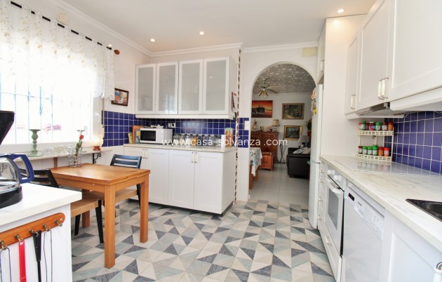 Revente - Villa - Torrevieja - El chaparral