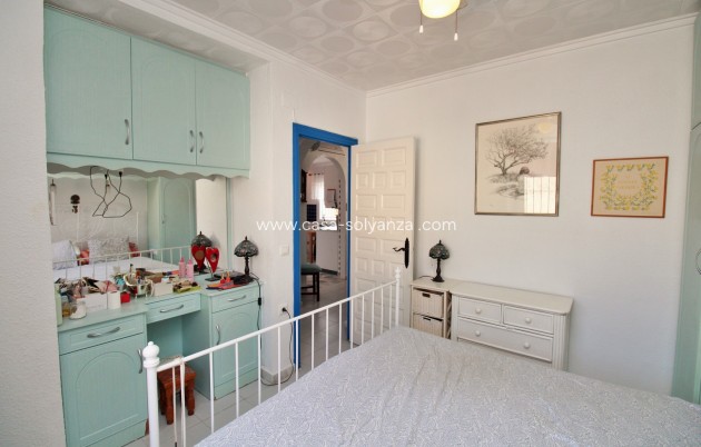 Revente - Villa - Torrevieja - El chaparral