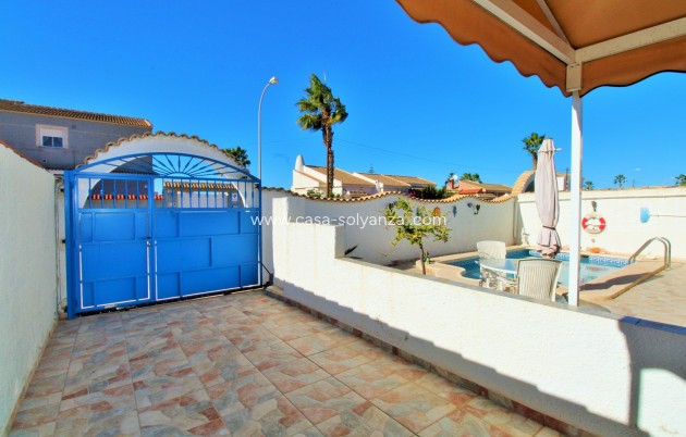 Revente - Villa - Torrevieja - El chaparral