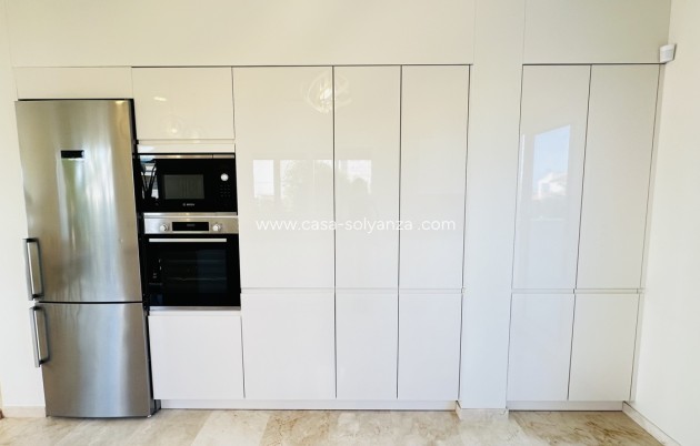 Herverkoop - Villa - La Zenia - Costa Blanca