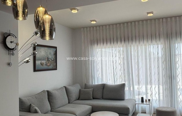 Revente - Villa - Orihuela Costa - Villamartín