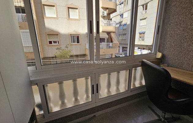 Revente - Appartement - Torrevieja - Acequion