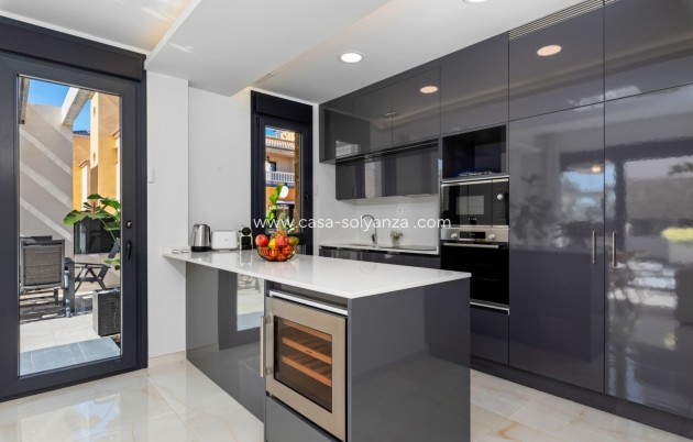 Revente - Villa - Orihuela Costa - Lomas de Campoamor