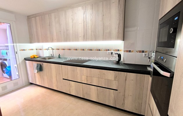 Revente - Maison de ville - Bigastro