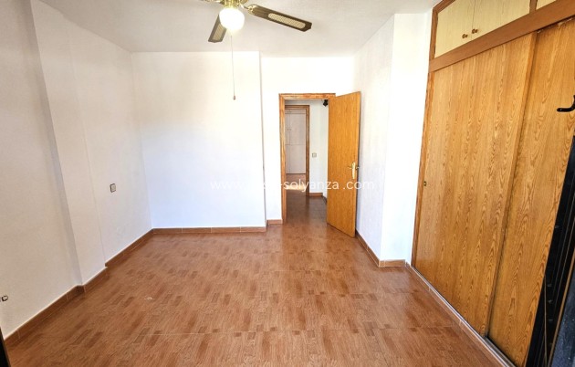 Resale - Apartment / flat - Pilar de la Horadada - La Torre De La Horadada