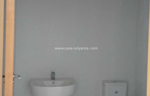 Revente - Commercial - Jalón - Inland