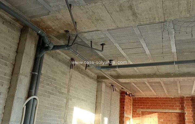 Revente - Commercial - Jalón - Inland