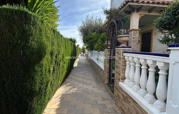 Wiederverkauf - Wohnung - Orihuela Costa - Punta Prima