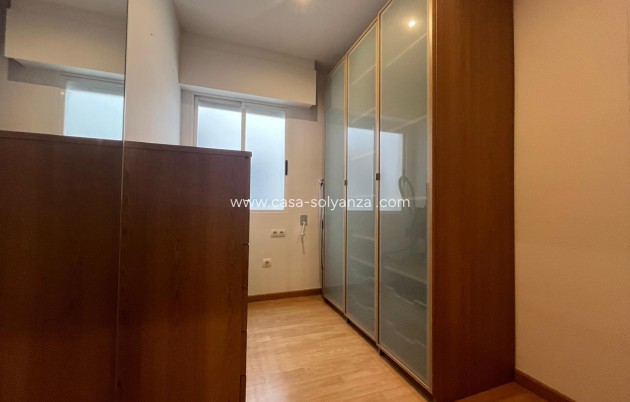 Resale - Apartment / flat - Torrevieja - Center