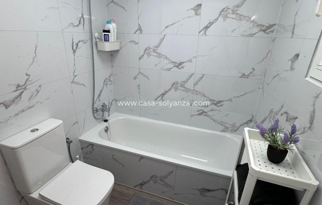 Revente - Appartement - Torrevieja - Centro - Muelle Pesquero