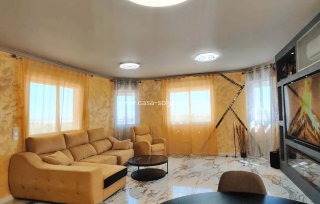Resale - Townhouse - San Miguel de Salinas - Mirador De San Miguel
