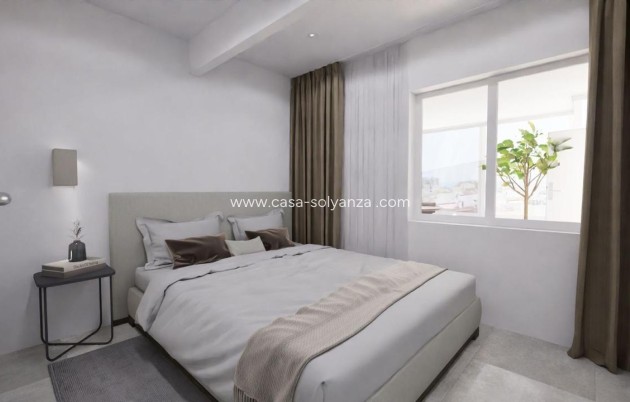 Revente - Appartement - Torrevieja - Paseo Maritimo