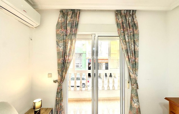 Revente - Appartement - Torrevieja - Center