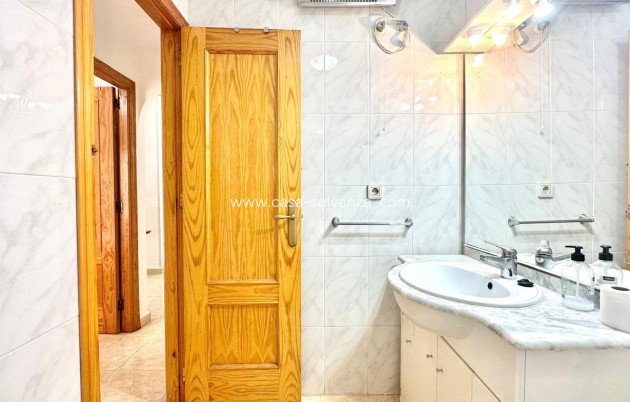 Revente - Appartement - Torrevieja - Center
