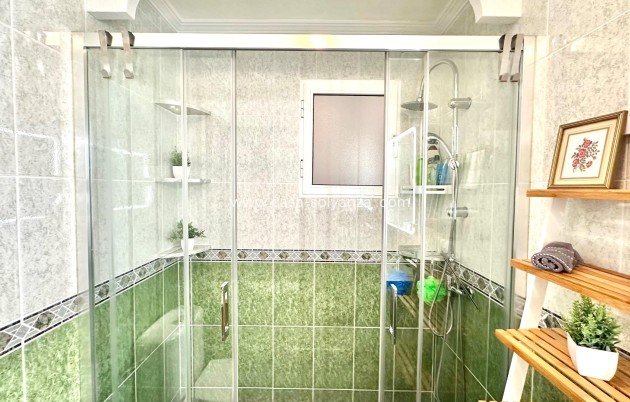 Revente - Appartement - Torrevieja - Center