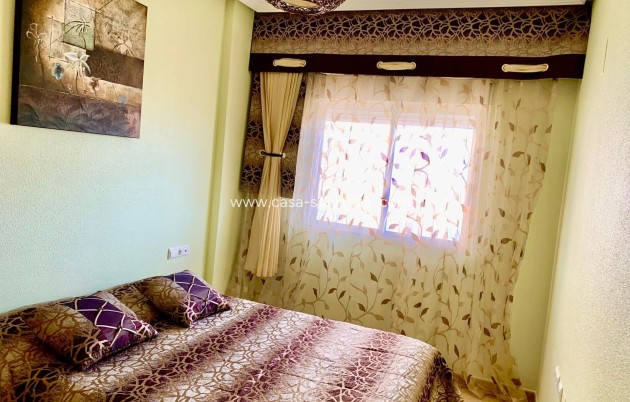 Resale - Apartment / flat - Guardamar del Segura - Puerto