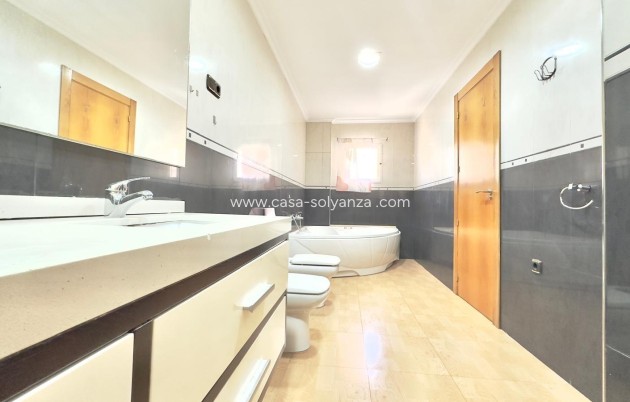 Revente - Appartement - Torrevieja - Center