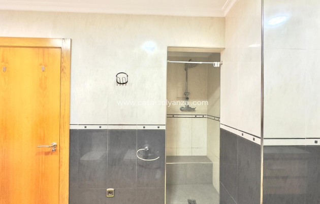 Revente - Appartement - Torrevieja - Center