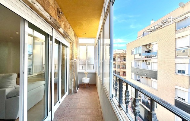 Revente - Appartement - Torrevieja - Center