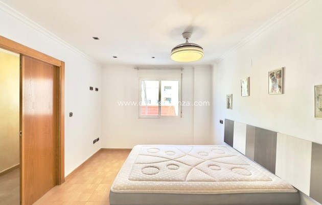 Revente - Appartement - Torrevieja - Center