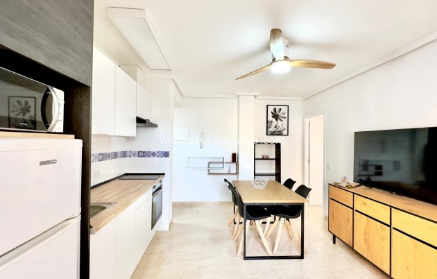 Herverkoop - Appartement / flat - Torrevieja - Center