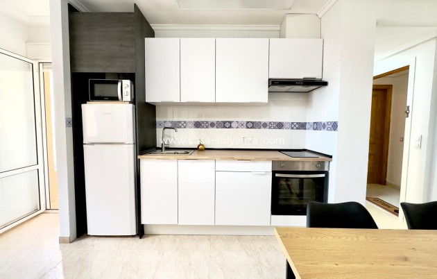 Herverkoop - Appartement / flat - Torrevieja - Center